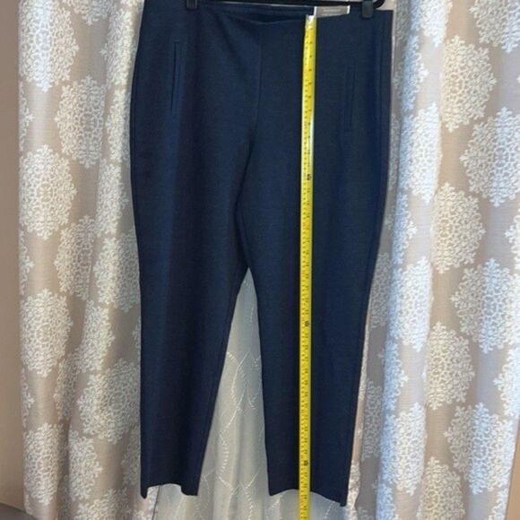 Chico’s Juliet the ultimate fit  Ankle Pants Size 3 navy - Picture 12 of 13